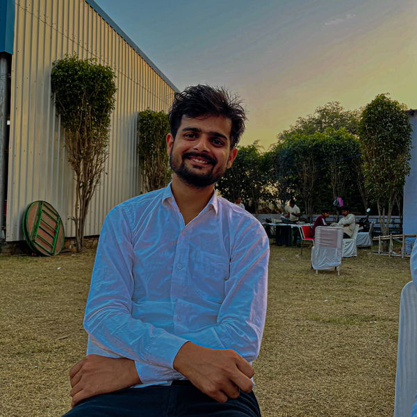 Nikhil - Computer programming teacher - Noida