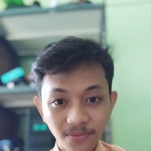 Wahyu - Guru merakit komputer - 