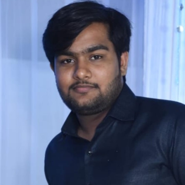 Arman - Economics teacher - Mumbai