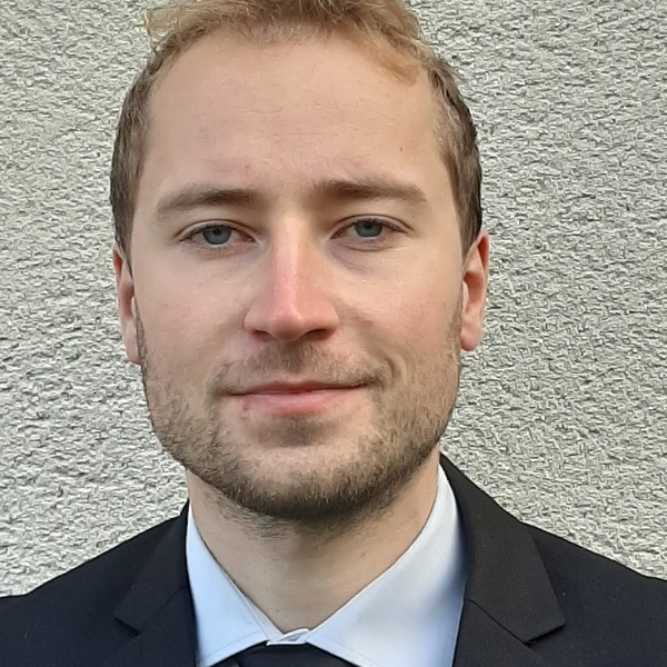 Adrien - Prof de physique - chimie - Beaumont-Hague