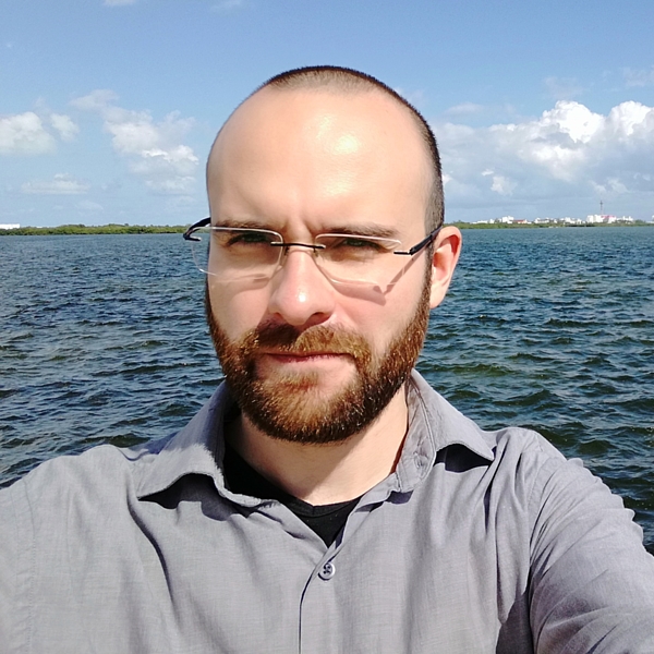 Paris - Profesor de lectura - Cancún