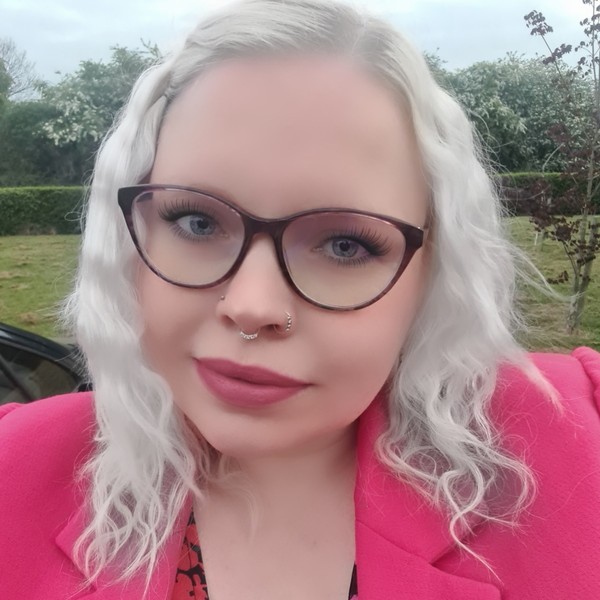 Carly - English tutor - Coventry