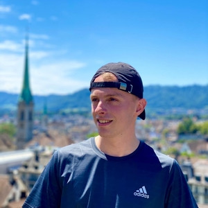 Thomas - Prof de néerlandais - Jette