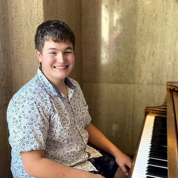 Benjamin - Piano teacher - Greenwood