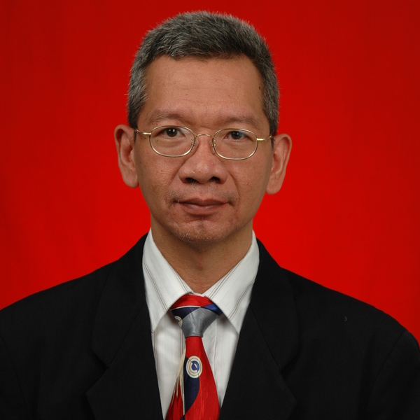 Agustinus - Prof akuntansi - Surabaya