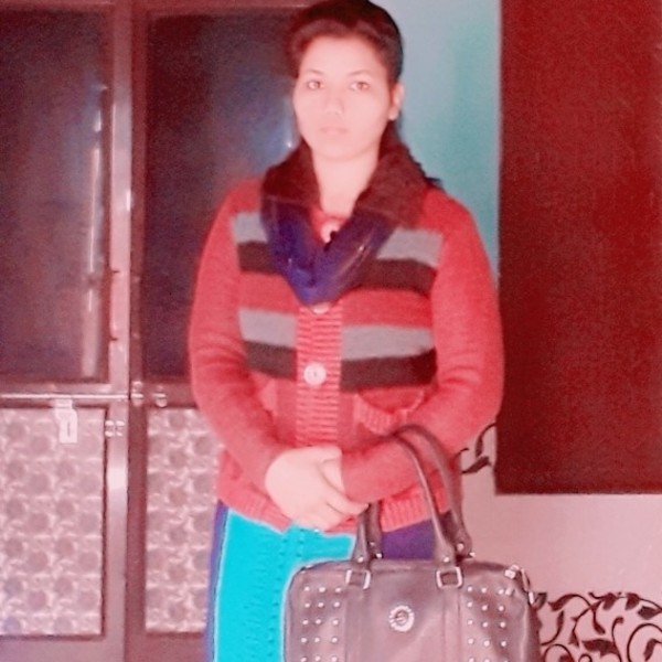 Pooja - Maths tutor - Kaithal