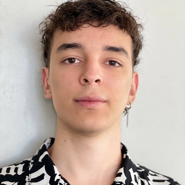 Sebastian - profesor de prueba de admision universitaria - Las Condes