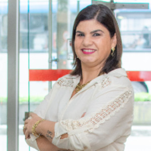 Simone Lemos - Professor de desenvolvimento pessoal - Juiz de Fora