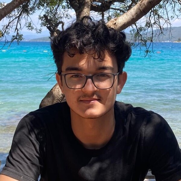 Furkan - Web sitesi tasarımı öğretmeni - Yalova