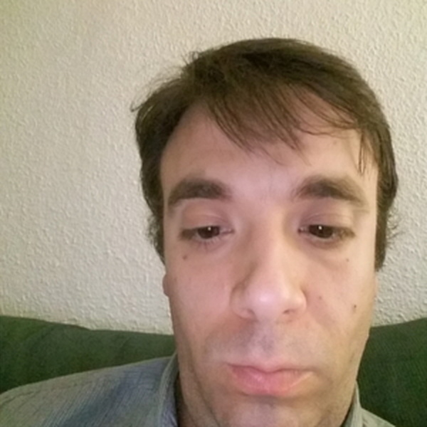 Carlos - Profesor de historia - Madrid