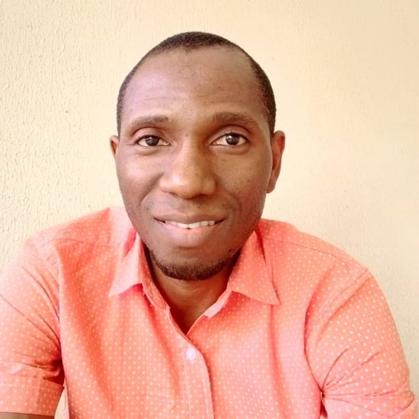 Abiola - Computer programming tutor - Bida