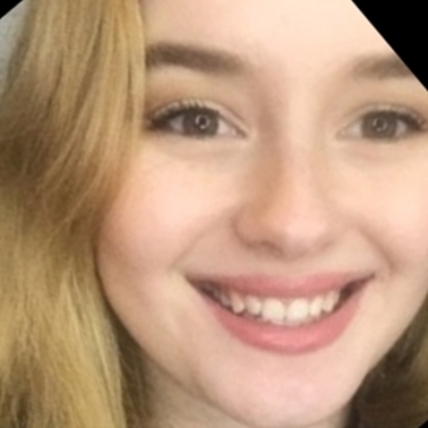 Phoebe - History tutor - Studley