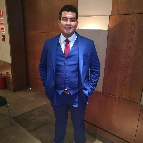 Erick Aaron - profesor de contabilidad - Jalapa