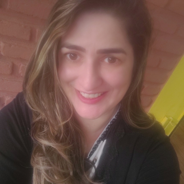 Dayane - Professor de português para estrangeiros - 