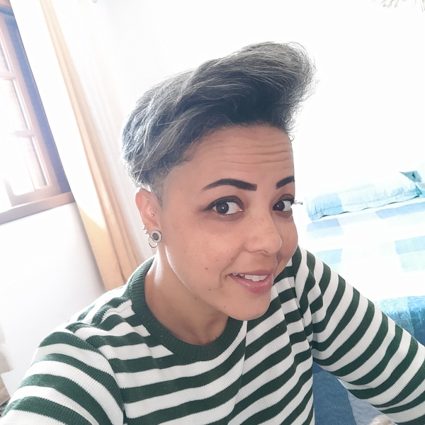 VANESSA - Professor de português para estrangeiros - Peruíbe