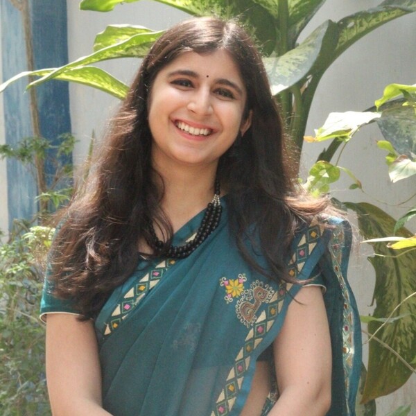 Poorbi - Economics teacher - Kolkata