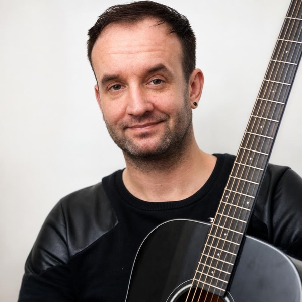 Martin - Guitar tutor - London