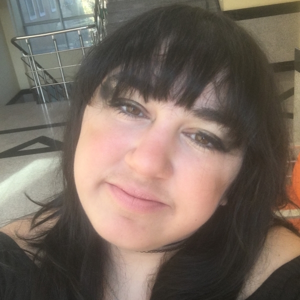 Zeynep - İngilizce öğretmeni - 