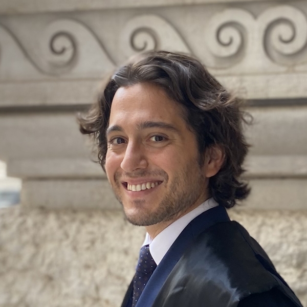 Matteo - Insegnante di diritto costituzionale - Roma