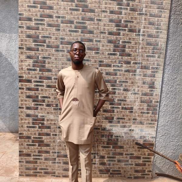 Peculiar - Biology teacher - Aba