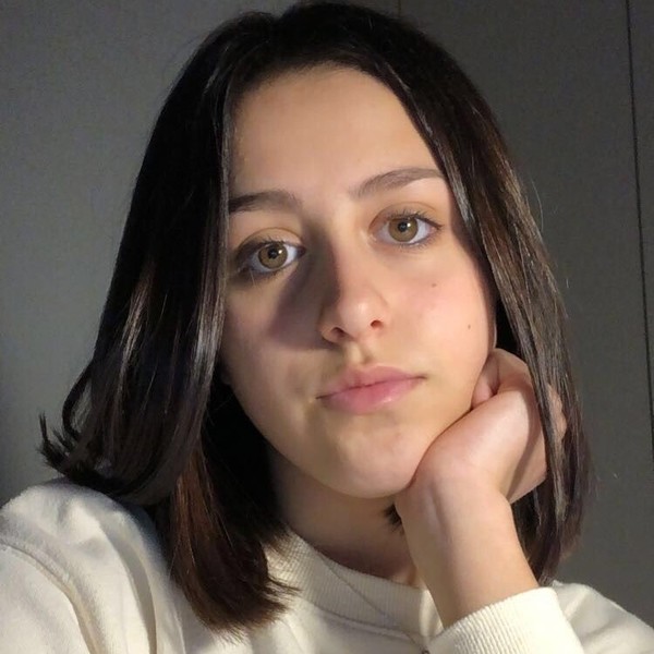 Greta - Prof di matematica - Alba
