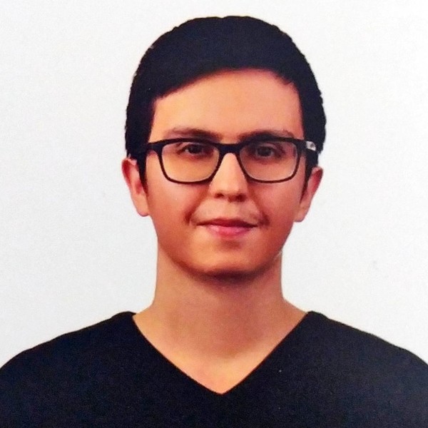 Eren - Web sitesi tasarımı öğretmeni - 