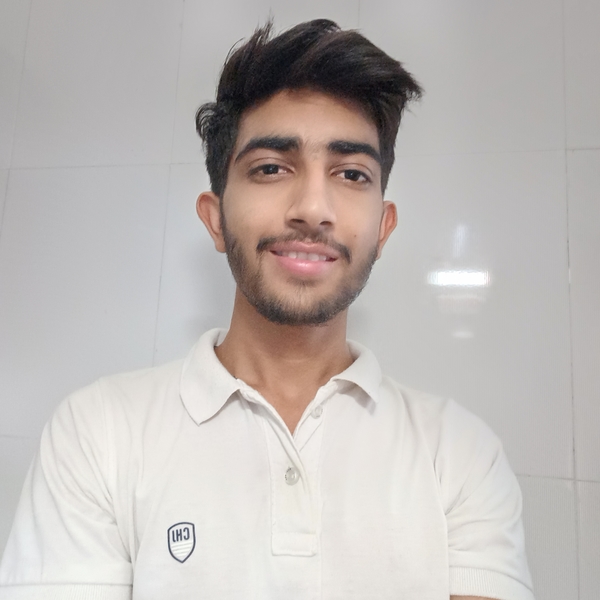 Rinkesh - Mumbai, : Learn from an IITian Can teach any subject like physics chemistry and math