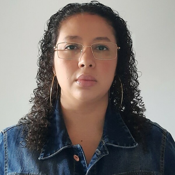 Arantxa - Professor de antropologia - Ananindeua
