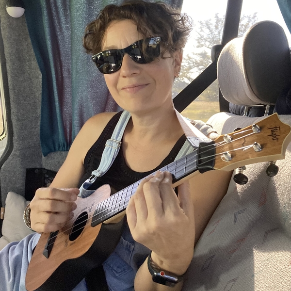 Cecile - Prof de guitare acoustique - Wannehain