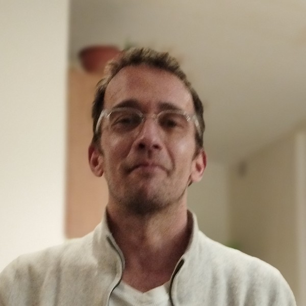 Thomas - Prof d'histoire - géo - Strasbourg