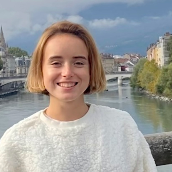 Elena - Prof de compréhension orale - italien - Toulouse