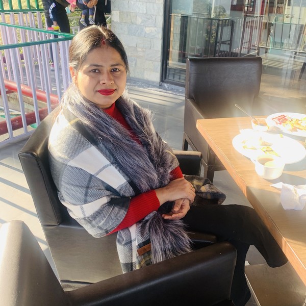 Shivani - Comptabilité teacher - Sahibzada ajit singh nagar