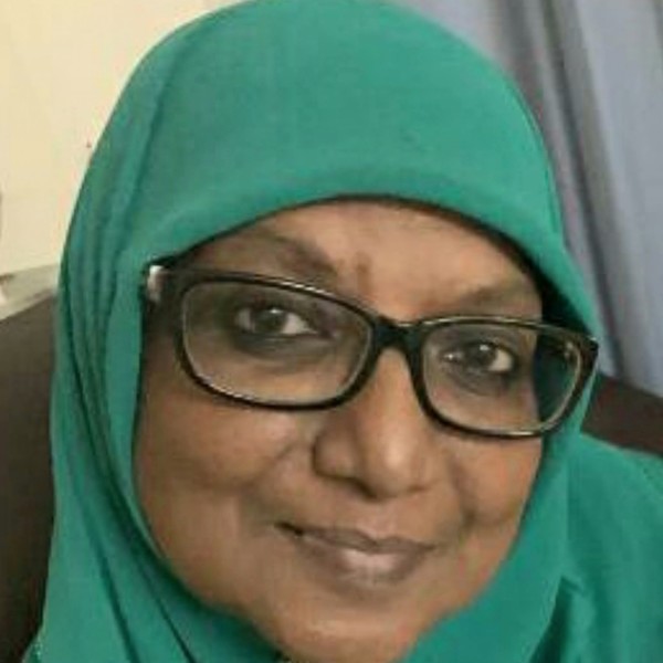 Fareeda - English tutor - Chatsworth
