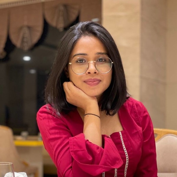 Surabhi - English teacher - Saharanpur