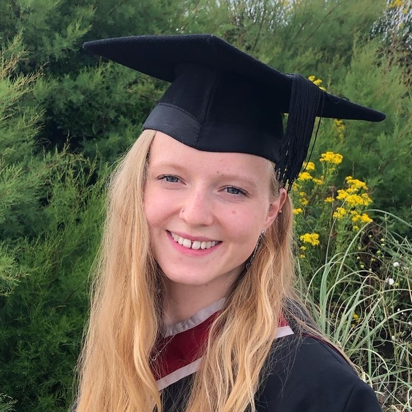 Phoebe - Painting tutor - Ashbourne