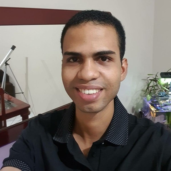Emerson - Professor de sistemas operacionais - Ipatinga