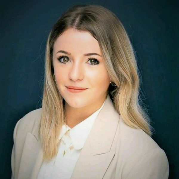 Eugénie - Prof de marketing - Talence