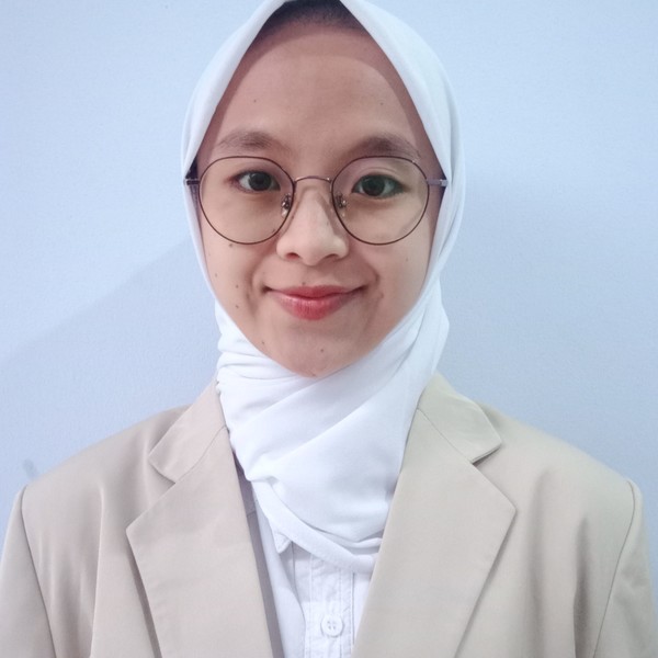 Siti - Prof matematika - Kecamatan Tarogong Kidul
