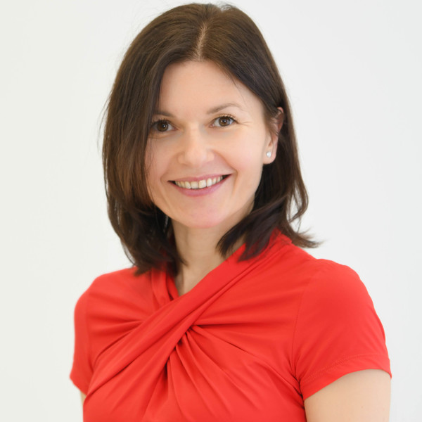 Anita - angol nyelv magántanár - 