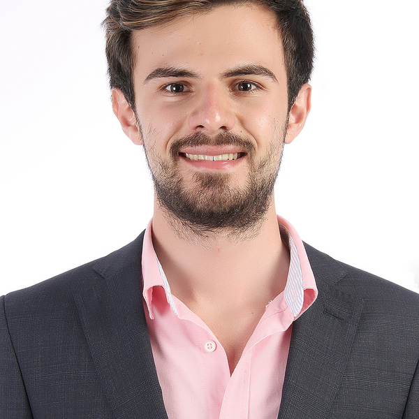 Ricardo - Professor de história - Rio Meão