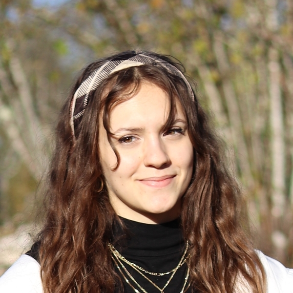 Julie - Prof de maths - Dijon