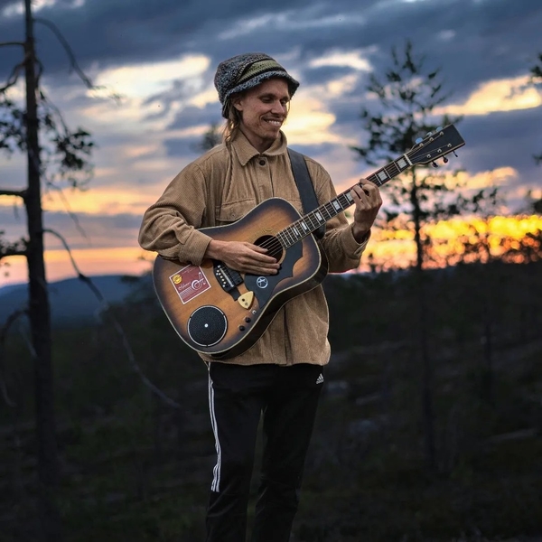 Mika - Prof kitara - Rovaniemi