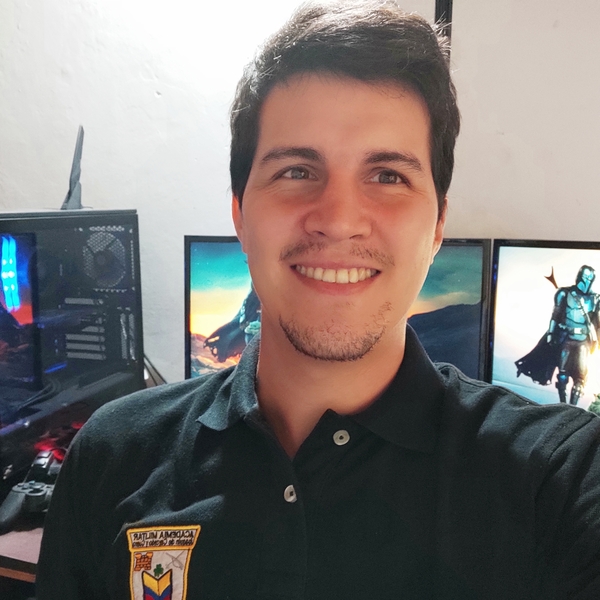 Marco - Profe de geometría - Cartago