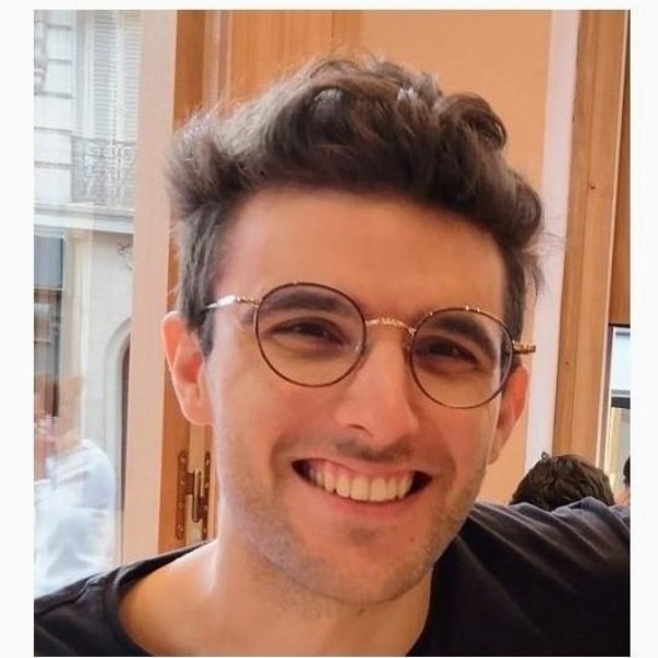 Emmanuel - Prof de maths - Lyon