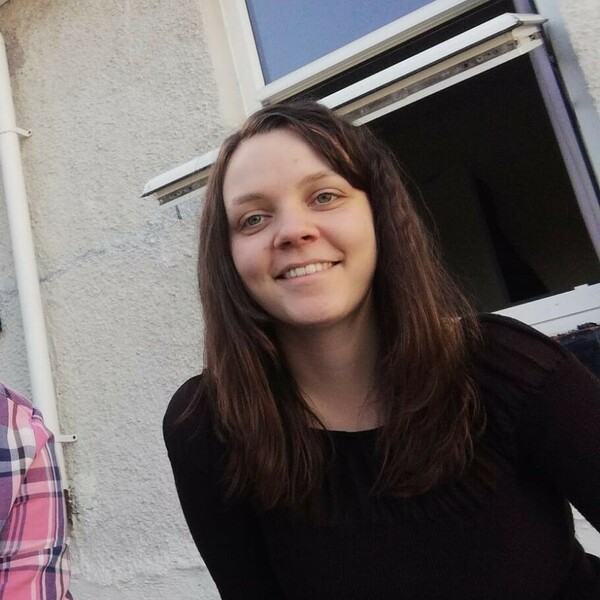 Iona - French tutor - Toronto