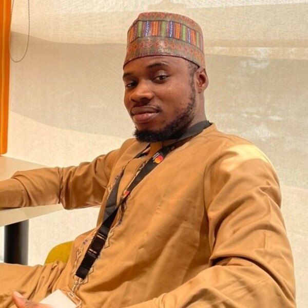 Idris - Economics teacher - Ikeja