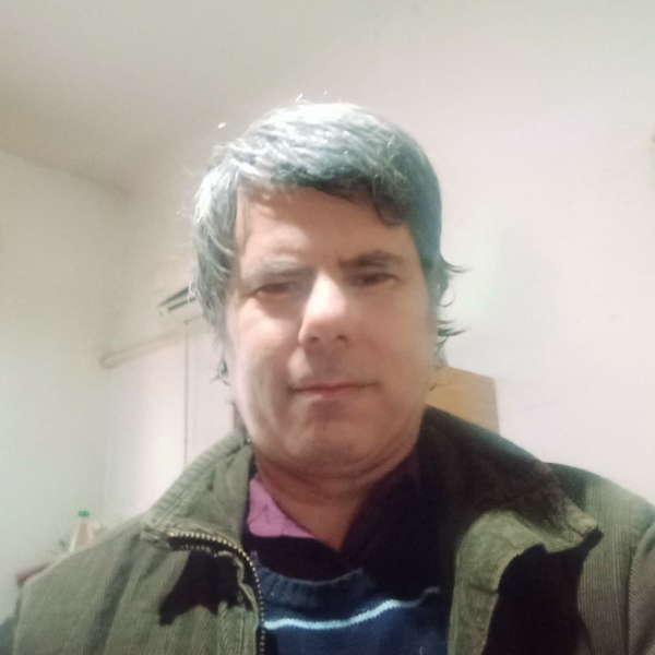 Fernando - Prof matemática - Montevideo