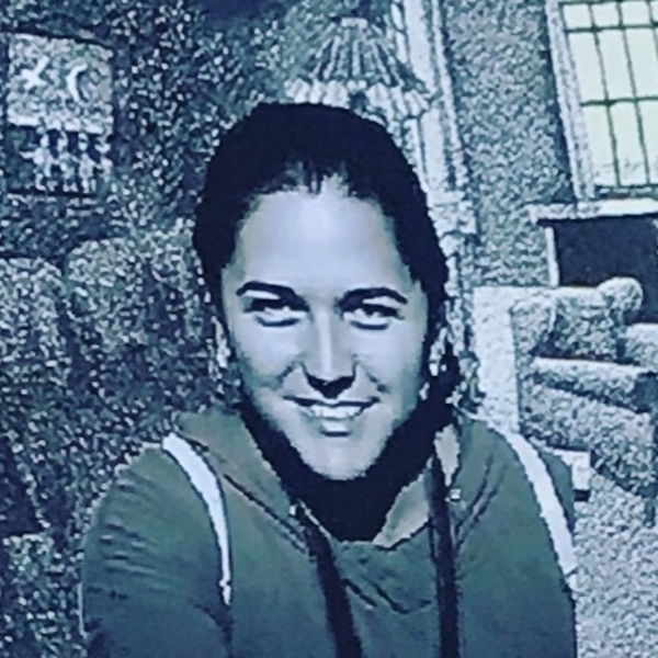 Samantha - Acrylic painting tutor - West Babylon