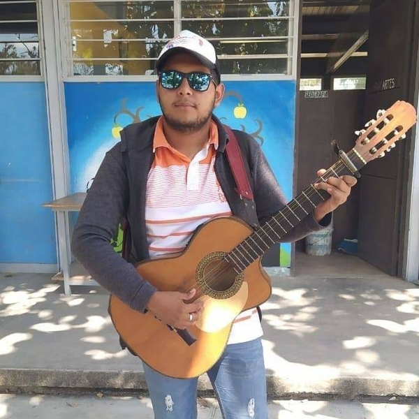 Antonio - Profe de guitarra criolla - Chiapas