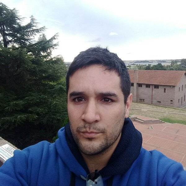 Jorge Luis - tutor académico - 